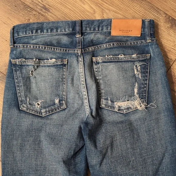 Mossy Vintage Jeans, distressed raw ham, size 27